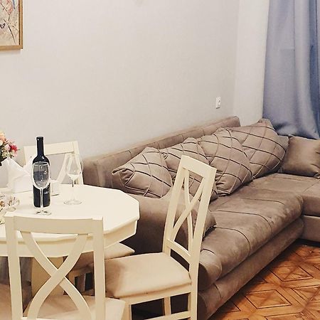 Sofiko Apartment In A Legendary Building Tbilisi Eksteriør billede