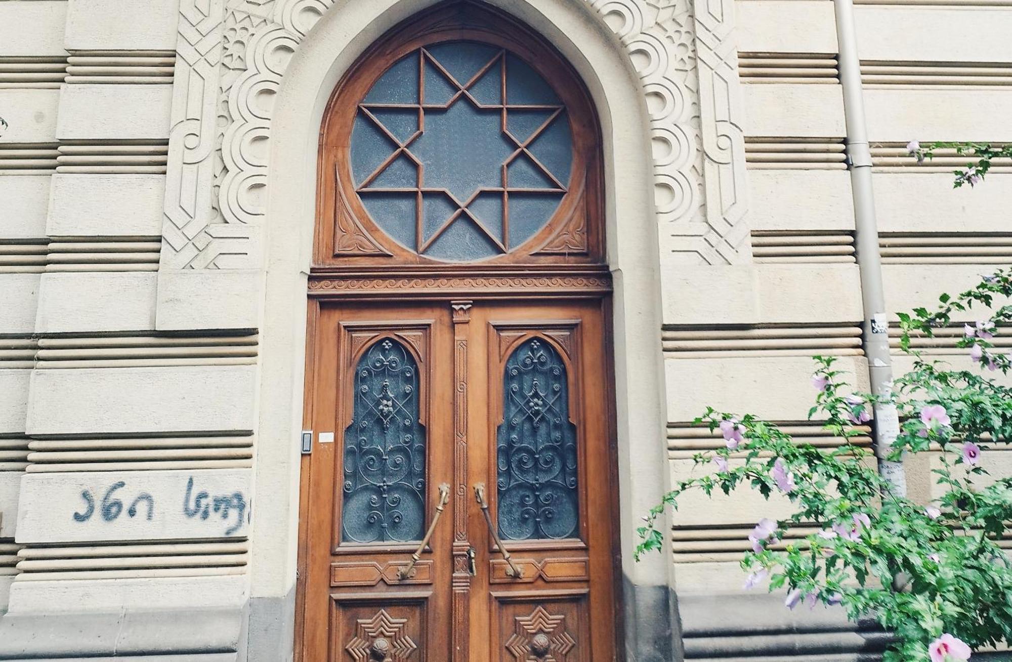 Sofiko Apartment In A Legendary Building Tbilisi Eksteriør billede